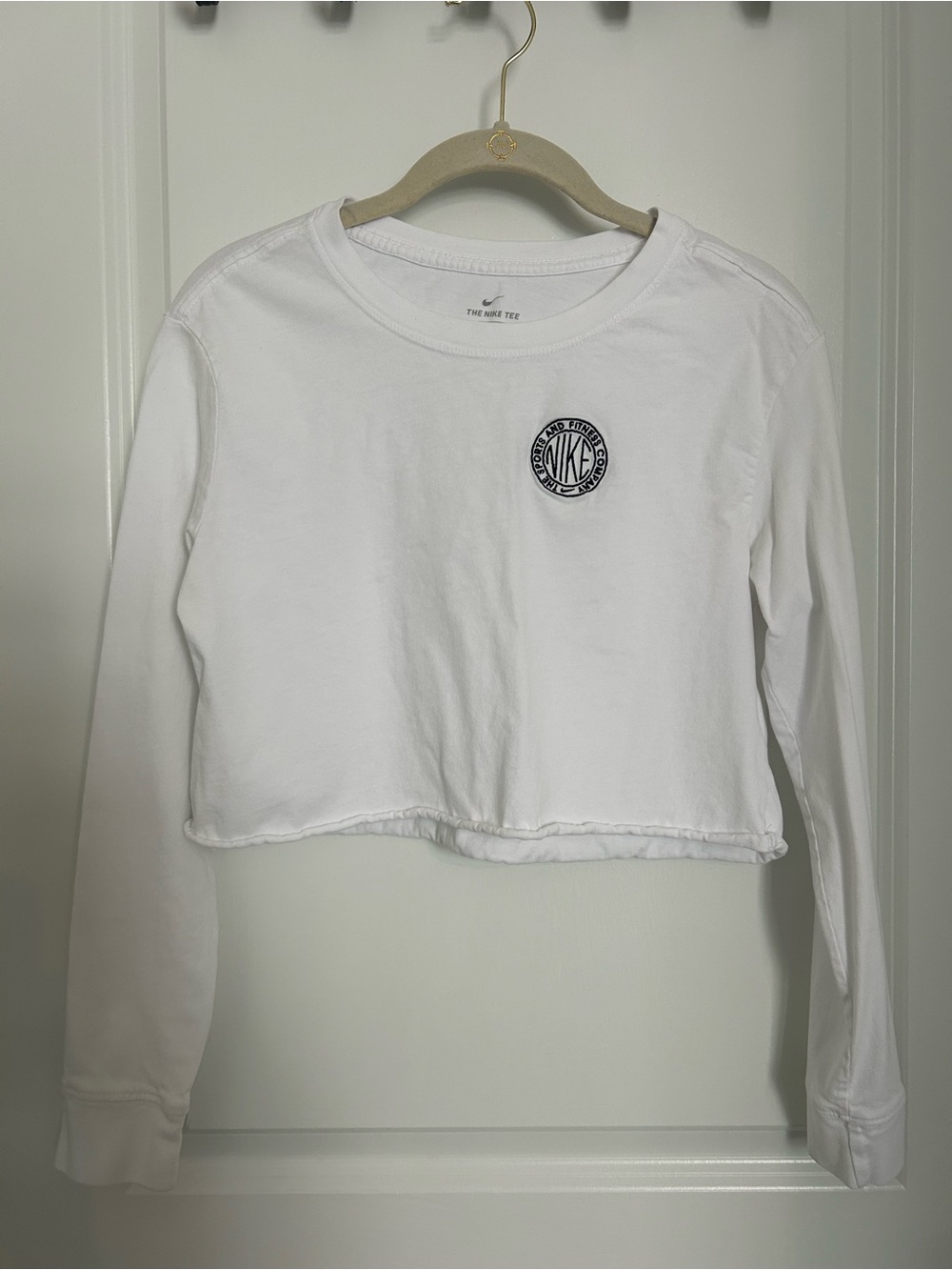 Nike Long Sleeve White Cropped Shirt Size XS
